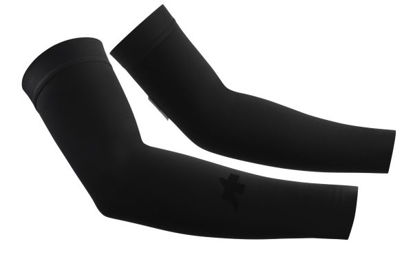 R Winter Arm Warmers P1